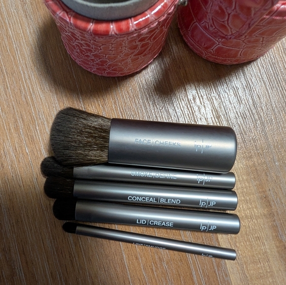 Jenny Patinkin Petite Brush Set - Picture 4 of 10